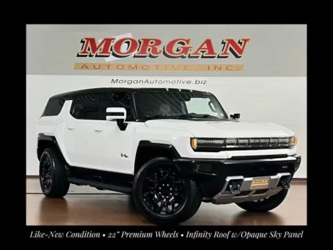 White 2025 GMC HUMMER EV SUV 2X e4WD for sale in Manheim, PA