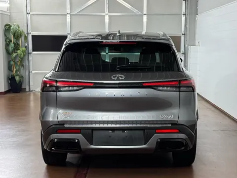 More photos of 2023 INFINITI QX60 LUXE AWD at Morgan Automotive, PA