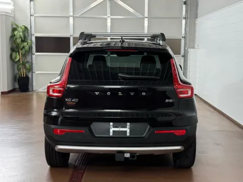 More photos of 2024 Volvo XC40 B5 Ultimate Bright Theme at Morgan Automotive, PA