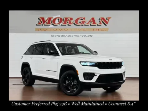 White 2023 Jeep Grand Cherokee Altitude 4x4 for sale in Manheim, PA