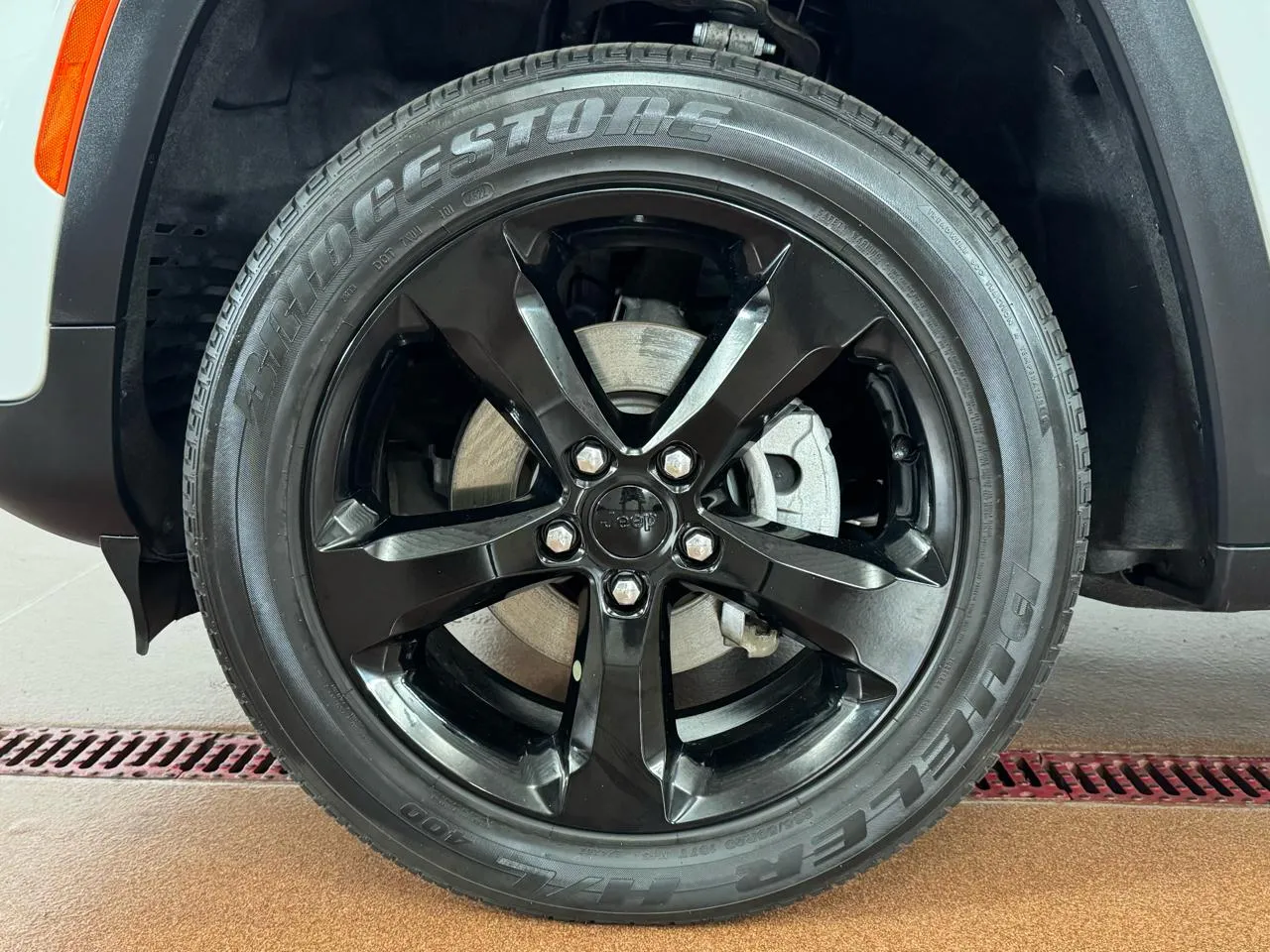 2023 Jeep Grand Cherokee Altitude - Photo 8