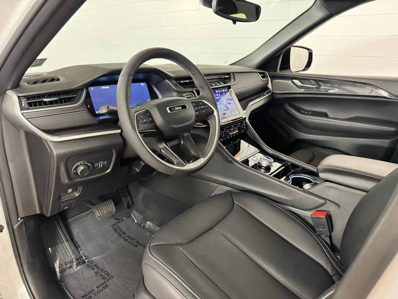 2023 Jeep Grand Cherokee Altitude - Photo 11