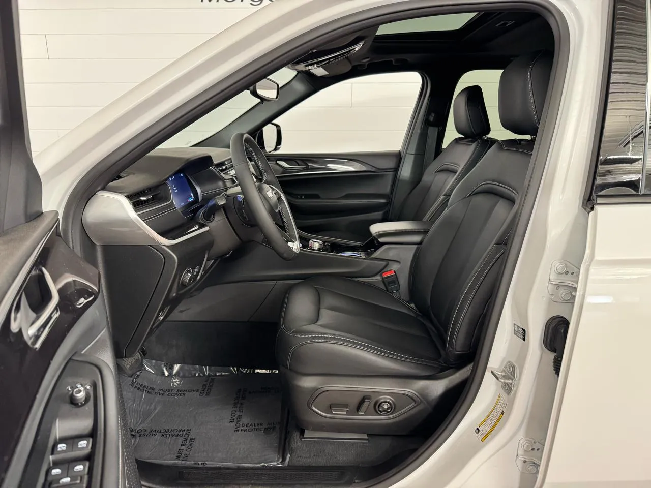 2023 Jeep Grand Cherokee Altitude - Photo 12