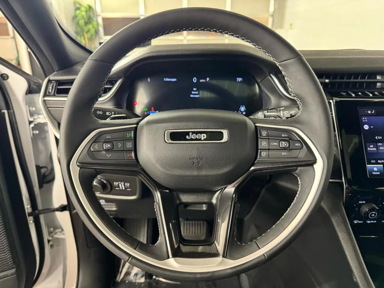 2023 Jeep Grand Cherokee Altitude - Photo 19