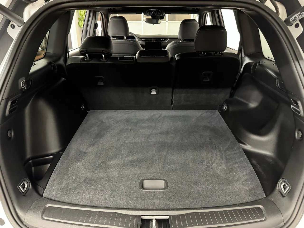2023 Jeep Grand Cherokee Altitude - Photo 32