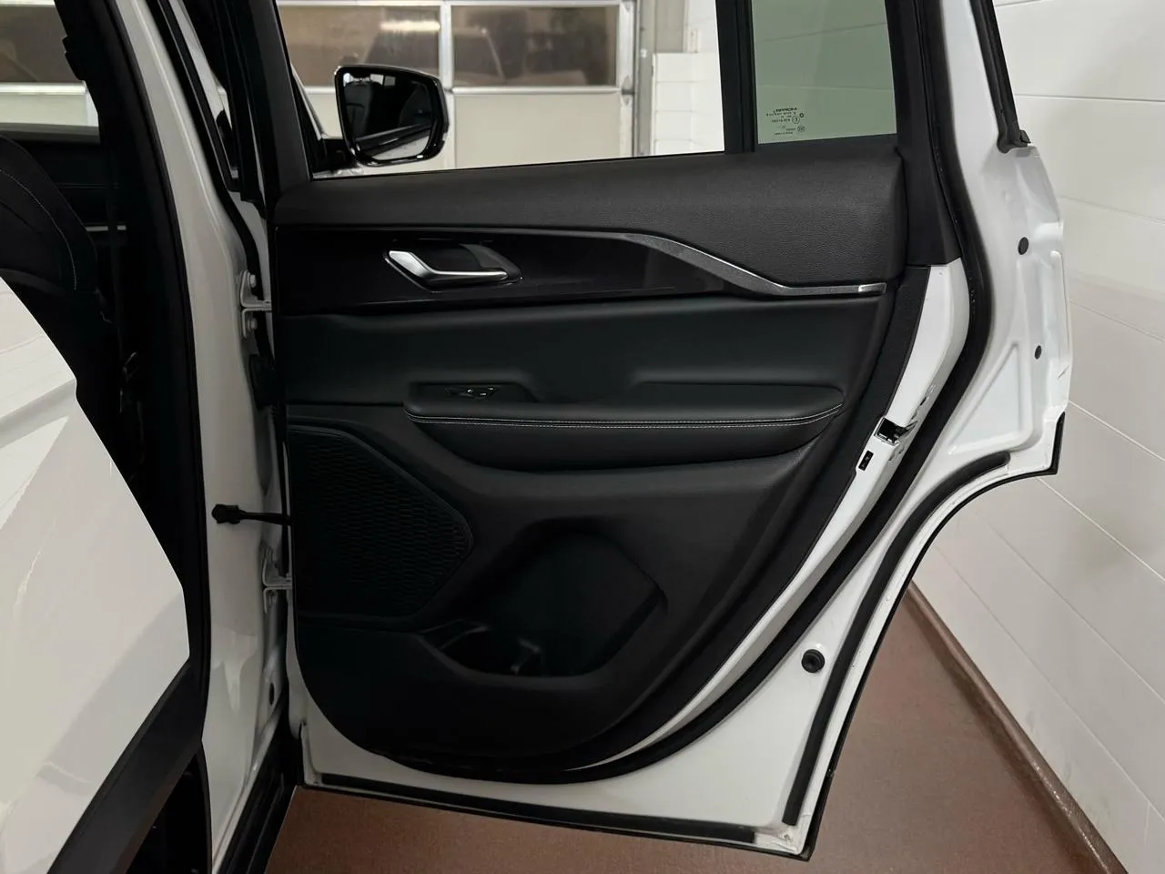 2023 Jeep Grand Cherokee Altitude - Photo 36