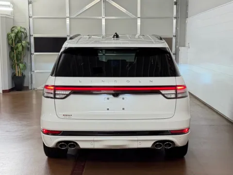 More photos of 2025 Lincoln Aviator Reserve at Morgan Automotive, PA