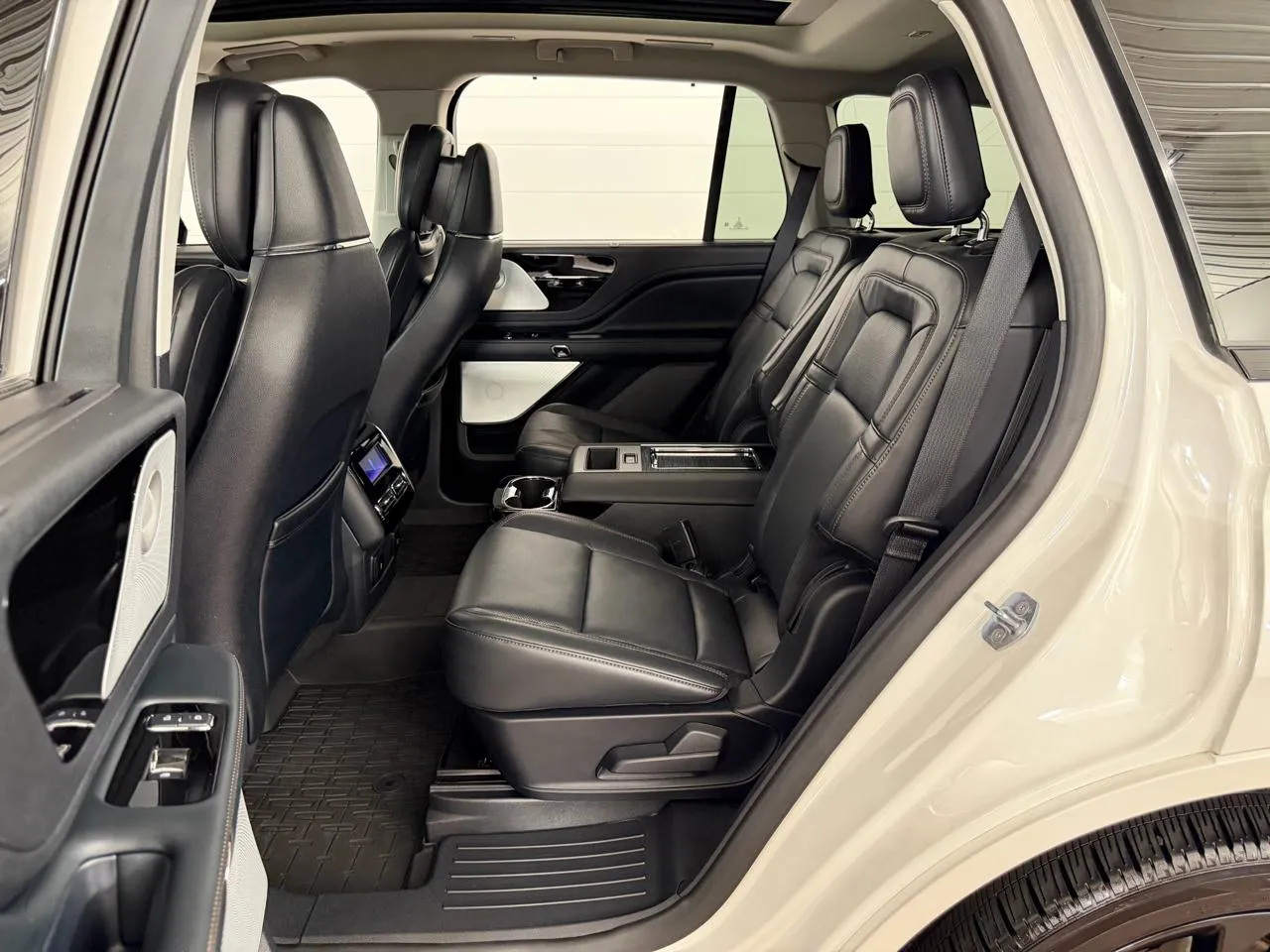 2025 Lincoln Aviator Reserve - Photo 32