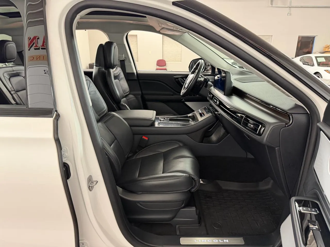 2025 Lincoln Aviator Reserve - Photo 45