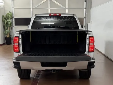 More photos of 2018 Chevrolet Silverado 1500 Custom Crew Cab 4WD at Morgan Automotive, PA