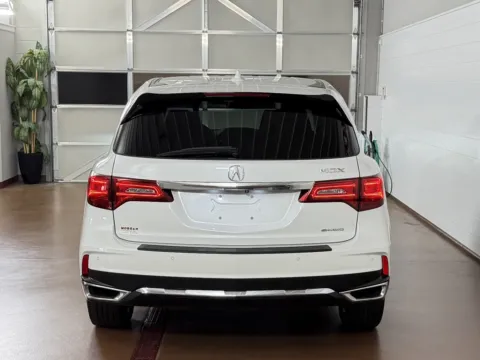 More photos of 2020 Acura MDX SH-AWD w/Tech at Morgan Automotive, PA