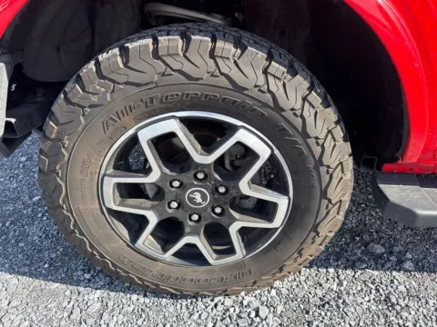 More photos of 2021 Ford Bronco Outer Banks at Morgan Automotive, PA