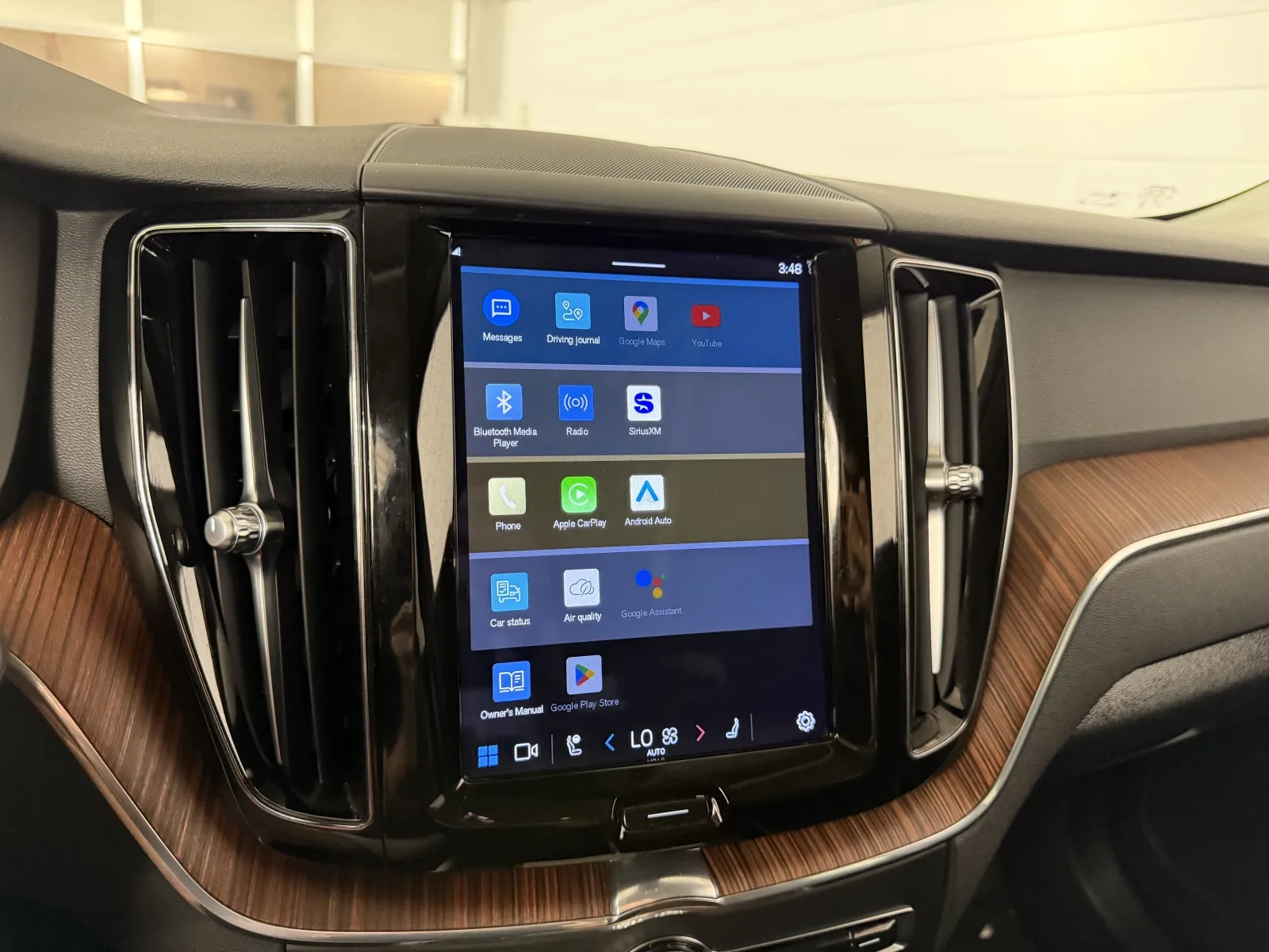 2023 Volvo XC60 Plus - Photo 21
