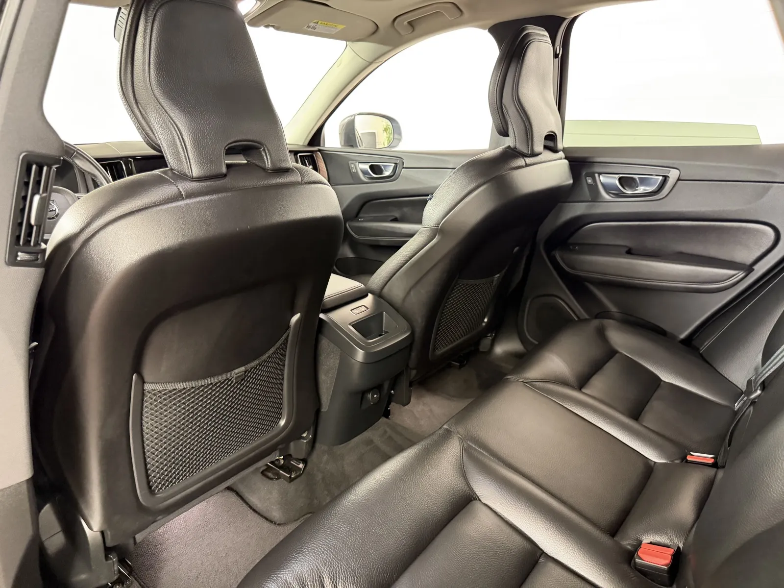 2023 Volvo XC60 Plus - Photo 29