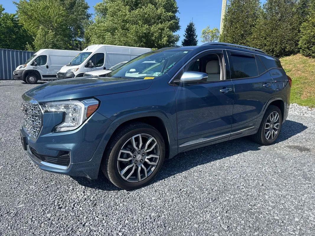Blue 2024 GMC Terrain AWD Denali for sale in Manheim, PA