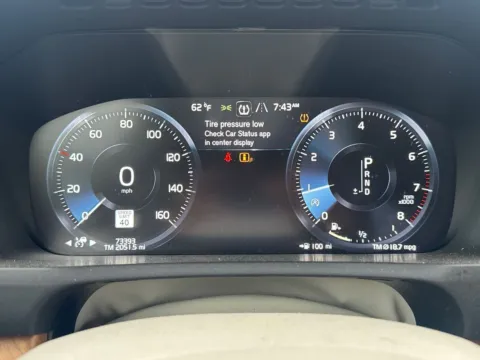 Photos of 2021 Volvo XC90 T6 Momentum 7 Passenger for sale in Manheim, PA at Morgan Automotive