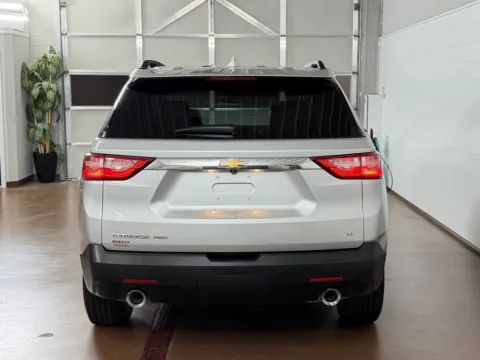 More photos of 2021 Chevrolet Traverse AWD LT Leather at Morgan Automotive, PA