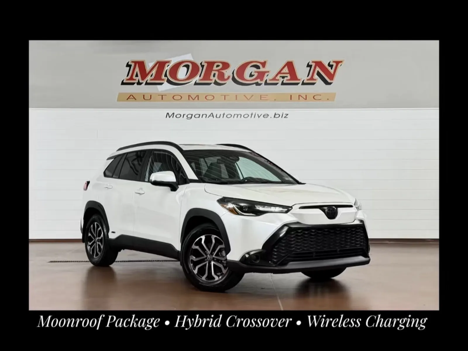 White 2024 Toyota Corolla Cross Hybrid SE for sale in Manheim, PA