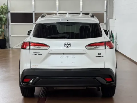 More photos of 2024 Toyota Corolla Cross Hybrid SE at Morgan Automotive, PA