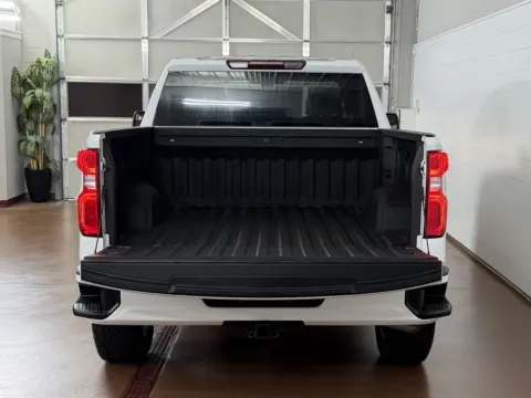 More photos of 2021 Chevrolet Silverado 1500 Custom Ext.Cab 4WD at Morgan Automotive, PA