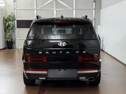 More photos of 2024 Hyundai Santa Fe Limited at Morgan Automotive, PA