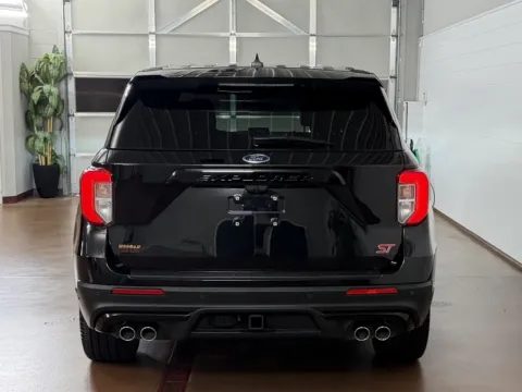 More photos of 2022 Ford Explorer ST at Morgan Automotive, PA