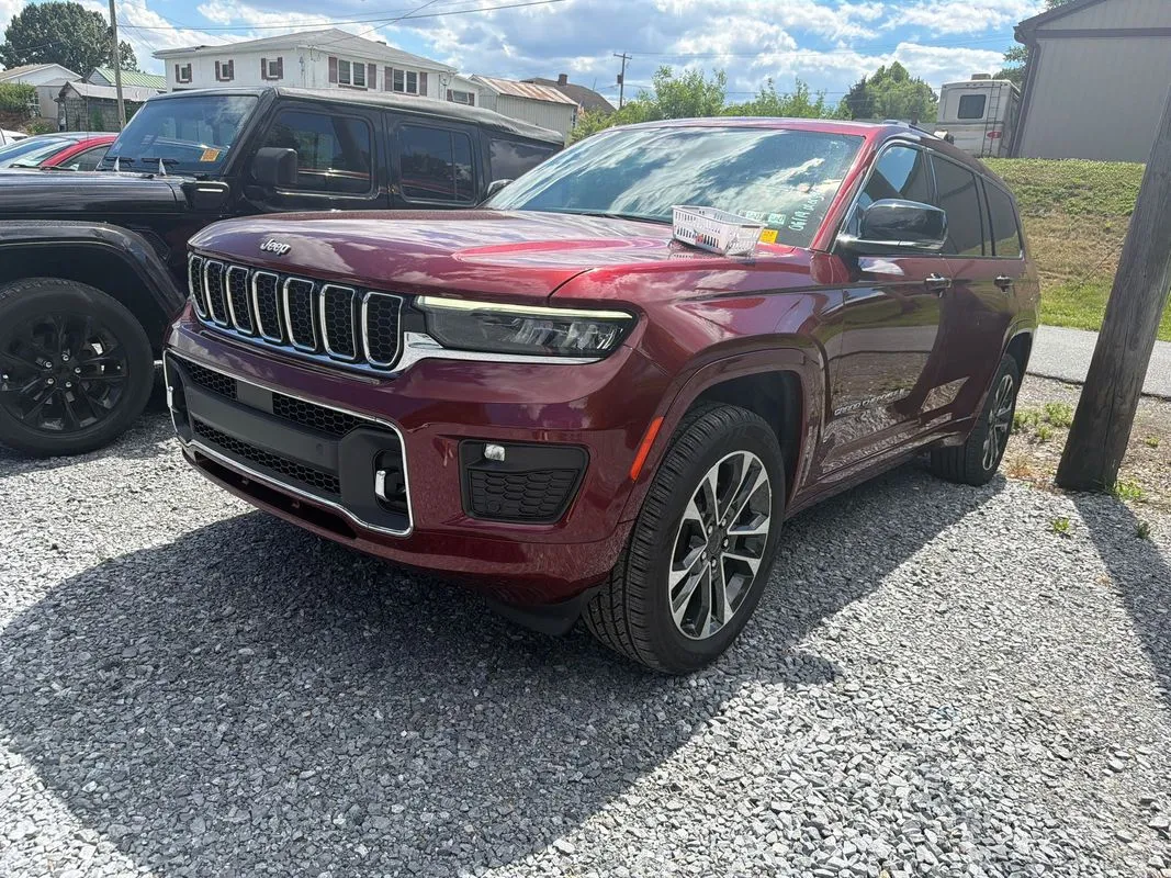 Unknown 2021 Jeep Grand Cherokee L Overland 4x4 for sale in Manheim, PA