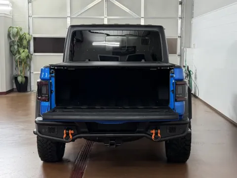 More photos of 2023 Jeep Gladiator Mojave 4x4 at Morgan Automotive, PA
