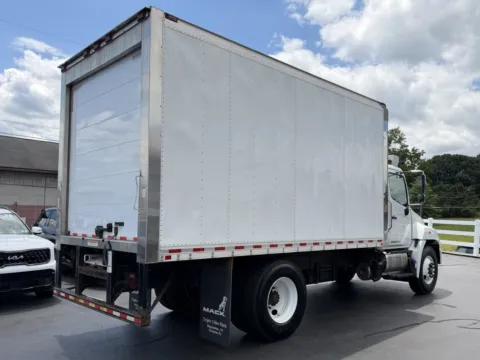 More photos of 2020 Hino Hino 268 at Morgan Automotive, PA
