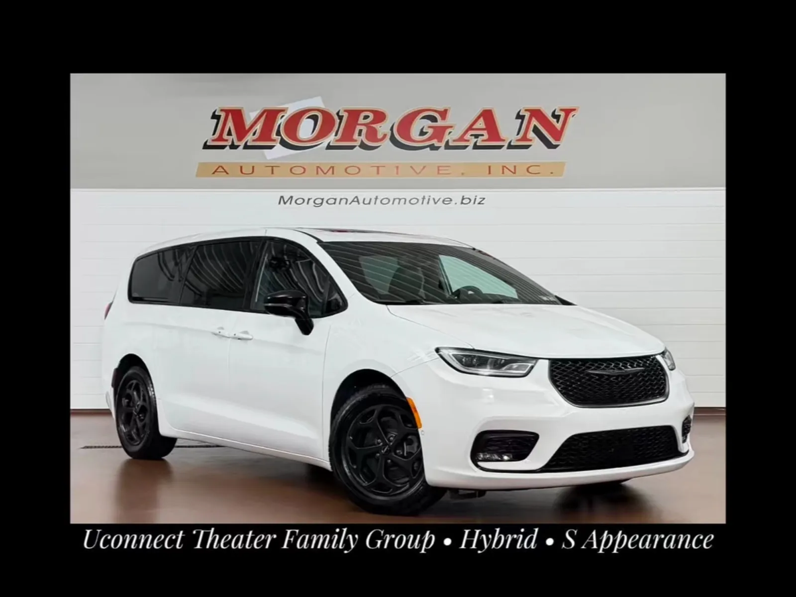 White 2023 Chrysler Pacifica Hybrid Limited for sale in Manheim, PA