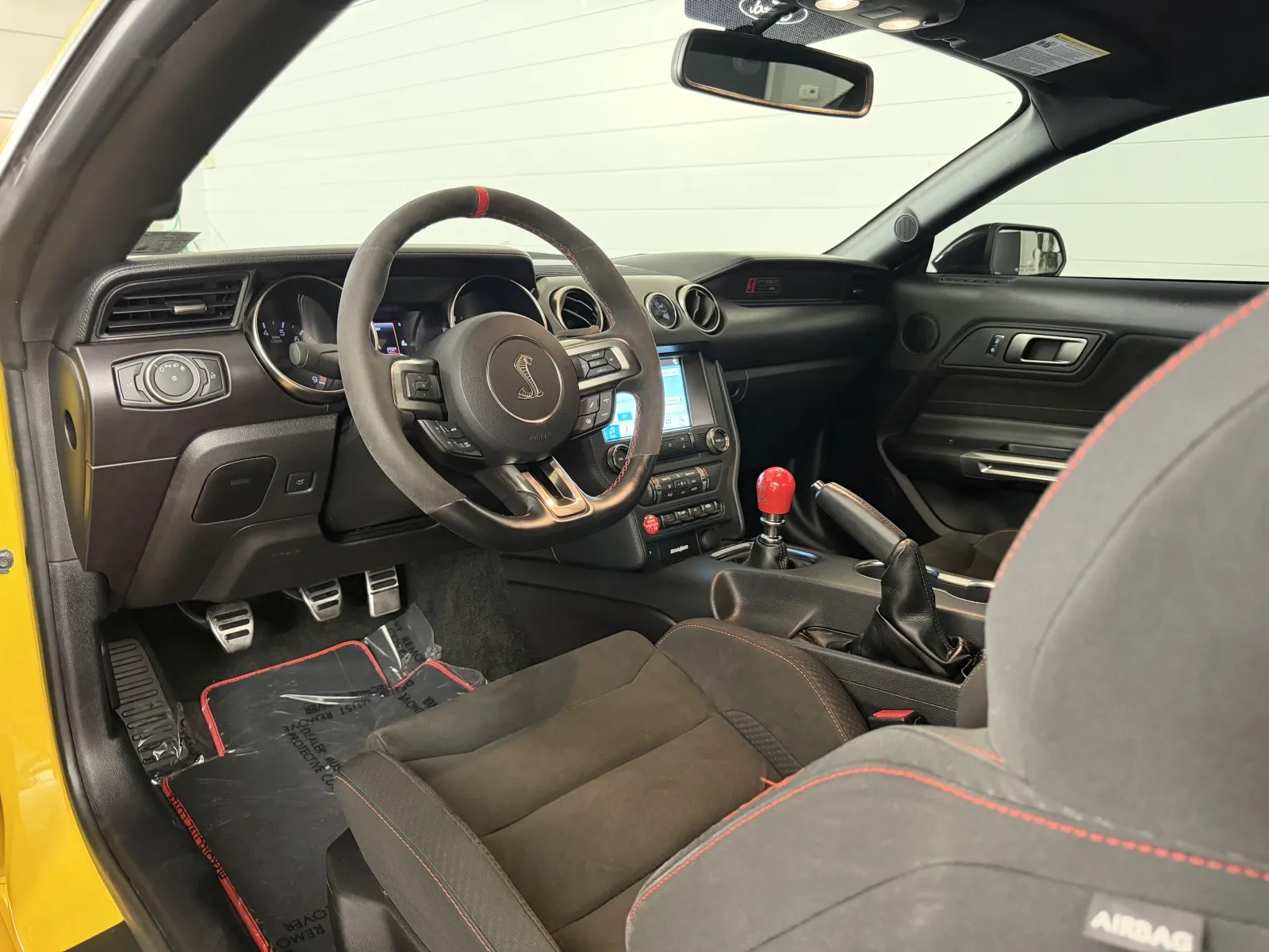 2017 Ford Mustang Shelby GT350 - Photo 12