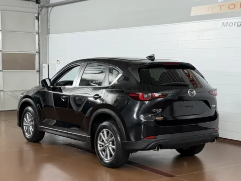 More photos of 2022 Mazda CX-5 2.5 S Preferred at Morgan Automotive, PA