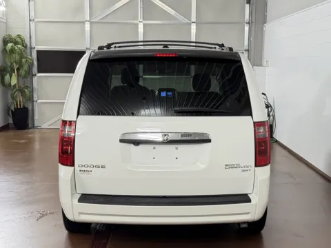 More photos of 2009 Dodge Grand Caravan SXT at Morgan Automotive, PA