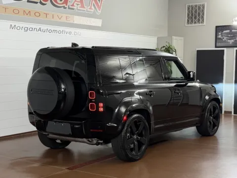 Another view of 2024 Land Rover Defender 110 P400 X-Dynamic SE for sale in Manheim, PA at Morgan Automotive