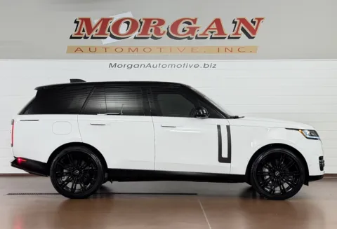 Photos of 2022 Land Rover New Range Rover P400 SE for sale in Manheim, PA at Morgan Automotive