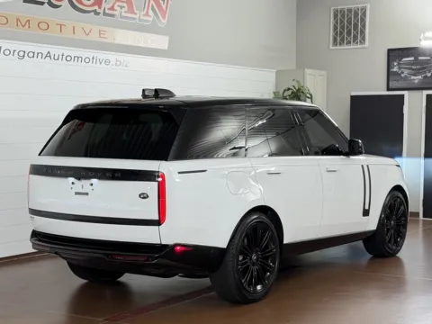 Another view of 2022 Land Rover New Range Rover P400 SE for sale in Manheim, PA at Morgan Automotive