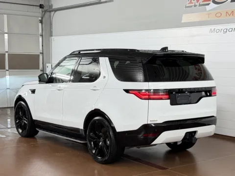 More photos of 2025 Land Rover Discovery P360 Dynamic SE at Morgan Automotive, PA