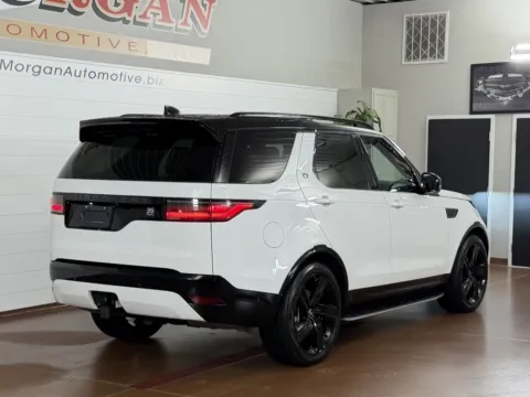 Another view of 2025 Land Rover Discovery P360 Dynamic SE for sale in Manheim, PA at Morgan Automotive