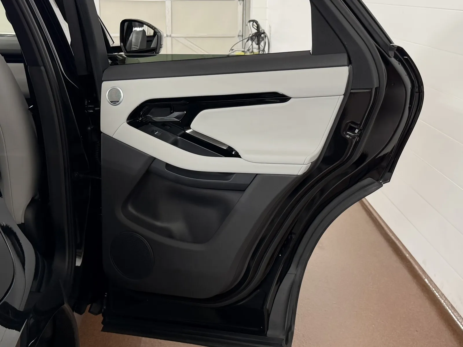 2026 Land Rover Range Rover Evoque S - Photo 41