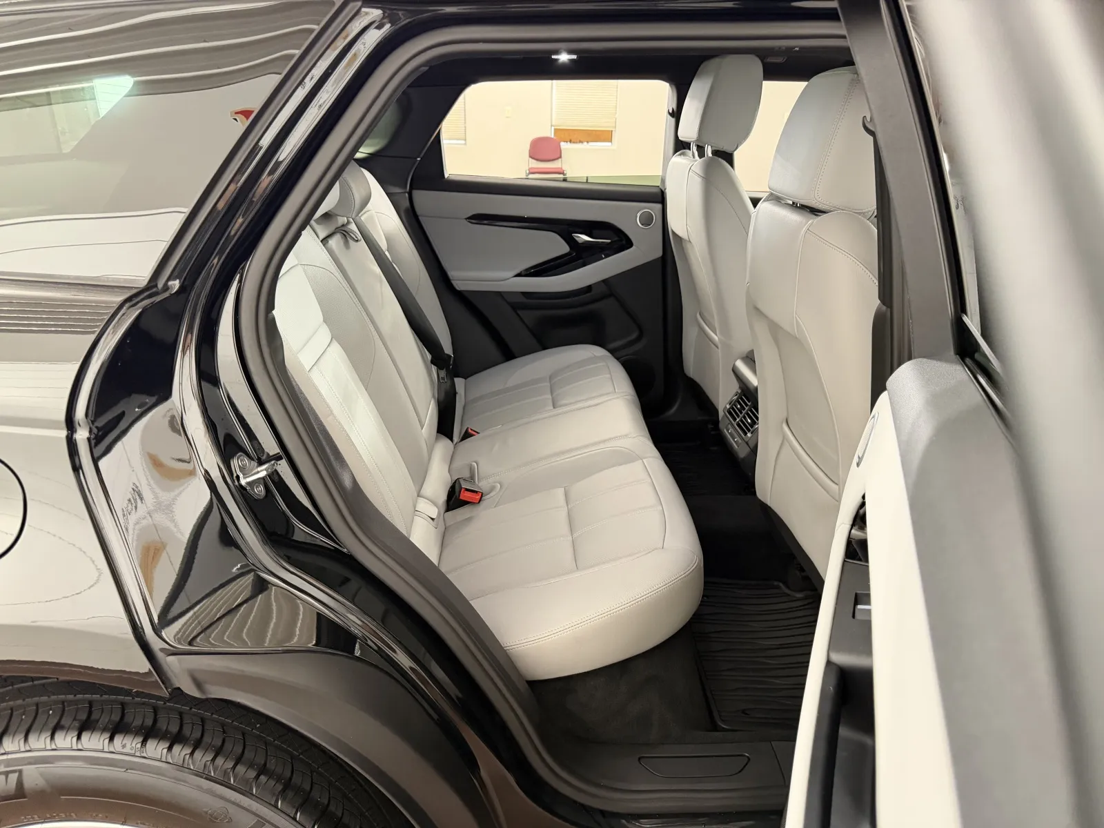 2026 Land Rover Range Rover Evoque S - Photo 39
