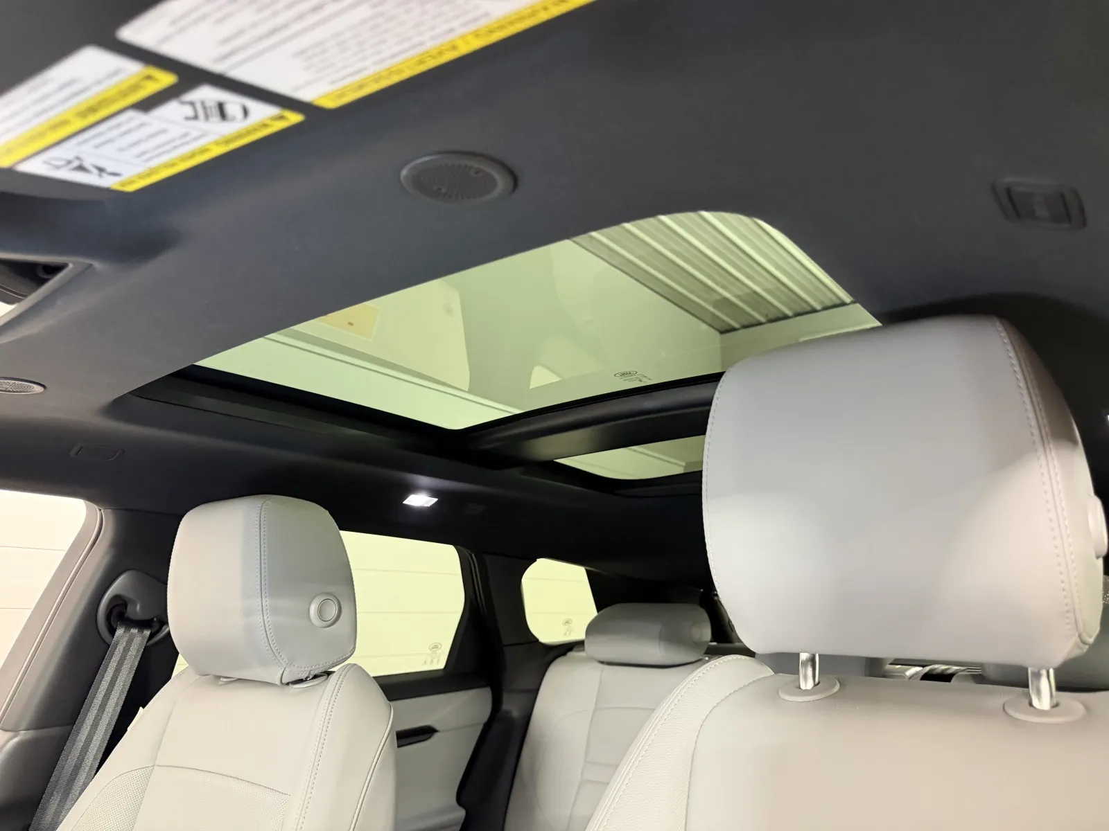 2026 Land Rover Range Rover Evoque S - Photo 14