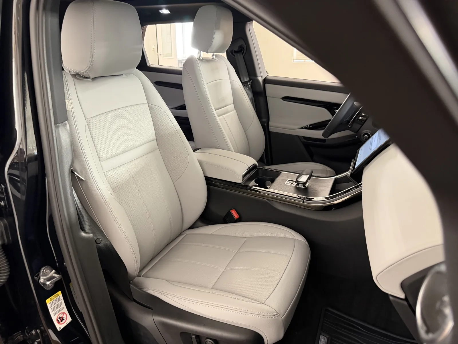 2026 Land Rover Range Rover Evoque S - Photo 44