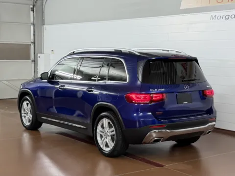 More photos of 2021 Mercedes-Benz GLB 250 4MATIC at Morgan Automotive, PA