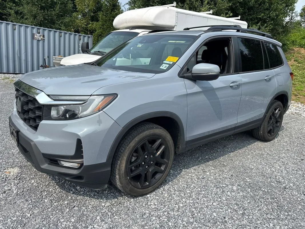 Gray 2023 Honda Passport AWD EX-L for sale in Manheim, PA