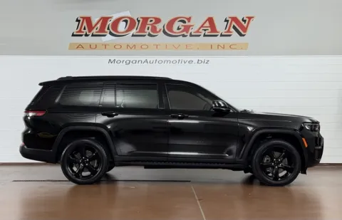 Photos of 2022 Jeep Grand Cherokee L Limited 4x4 for sale in Manheim, PA at Morgan Automotive