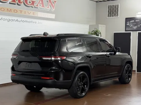 Another view of 2022 Jeep Grand Cherokee L Limited 4x4 for sale in Manheim, PA at Morgan Automotive