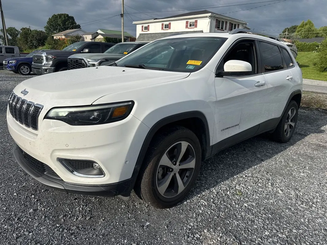 White 2021 Jeep Cherokee Limited 4x4 for sale in Manheim, PA