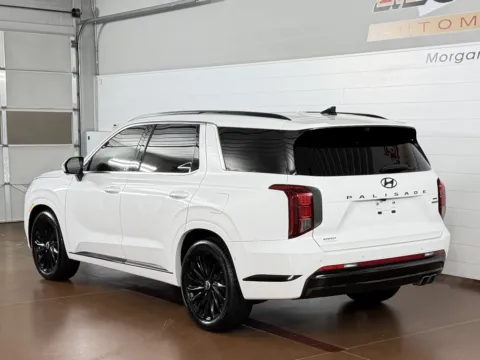More photos of 2024 Hyundai PALISADE Calligraphy Night Edition at Morgan Automotive, PA