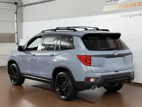 More photos of 2023 Honda Passport AWD EX-L at Morgan Automotive, PA