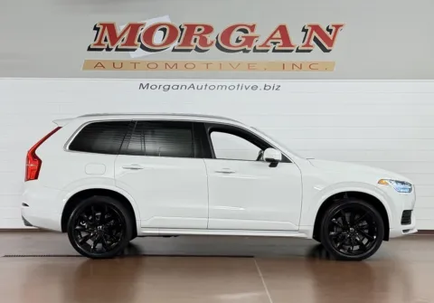 Photos of 2021 Volvo XC90 T6 Momentum 7 Passenger for sale in Manheim, PA at Morgan Automotive